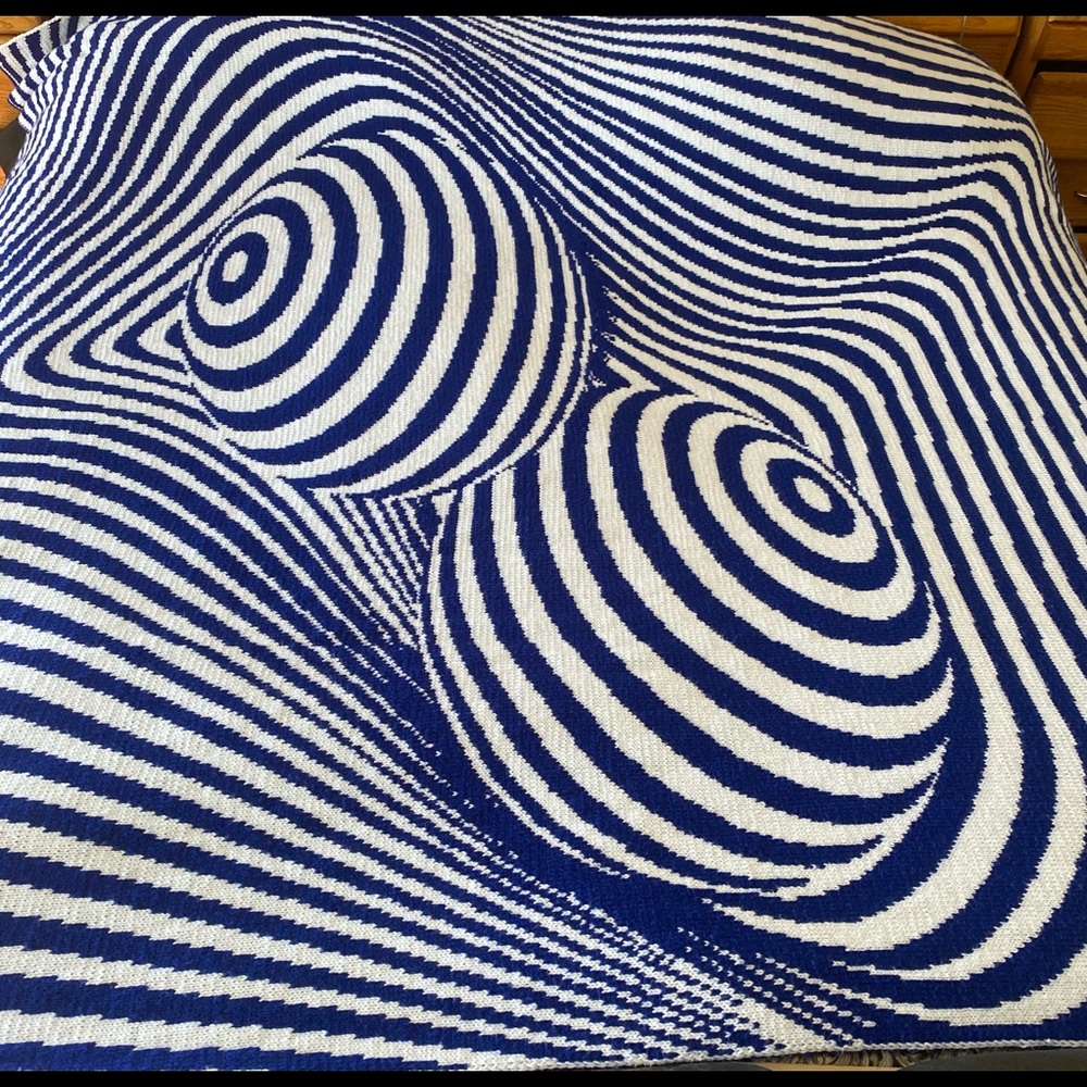 Handmade Knitted 3D Reversible Blanket